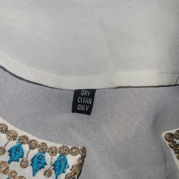 Unmarked Ethnic Embroidered Tunic - Picture 10 of 11